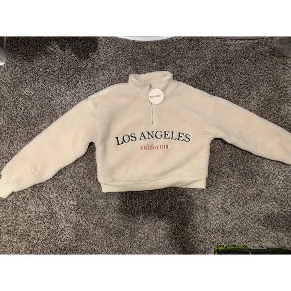 LA Sherpa Pullover ✨ - Picture 6 of 8